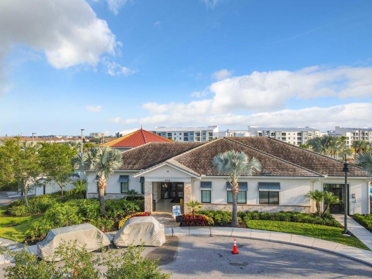 Terrific Thematic Lakeview 2B With 2 Clubhouses Kissimmee Ngoại thất bức ảnh